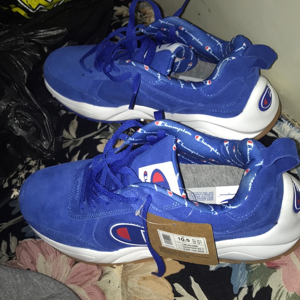 Brand new Champions sneaker